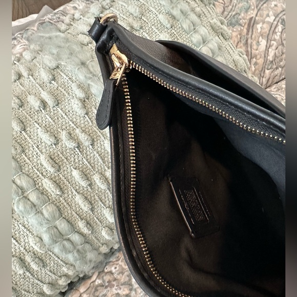 Coach Signature Black and Brown Crossbody Bag - Picture 3 of 3